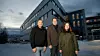 Roy Heggelund (f.v.), prosjektleder i Consto, Øyvind Eklo, prosjektsjef i Siva og Ida Bordi Stene, Constos BREEAM-ansvarlig i prosjektet på forskningsparken foran bygget som torsdag ble overlevert fra Consto til Siva. Foto: Consto/Siva (Ingun A. Mæhlum).