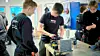 Elever ved Ås videregående skole i arbeid. Foto: NewPro.